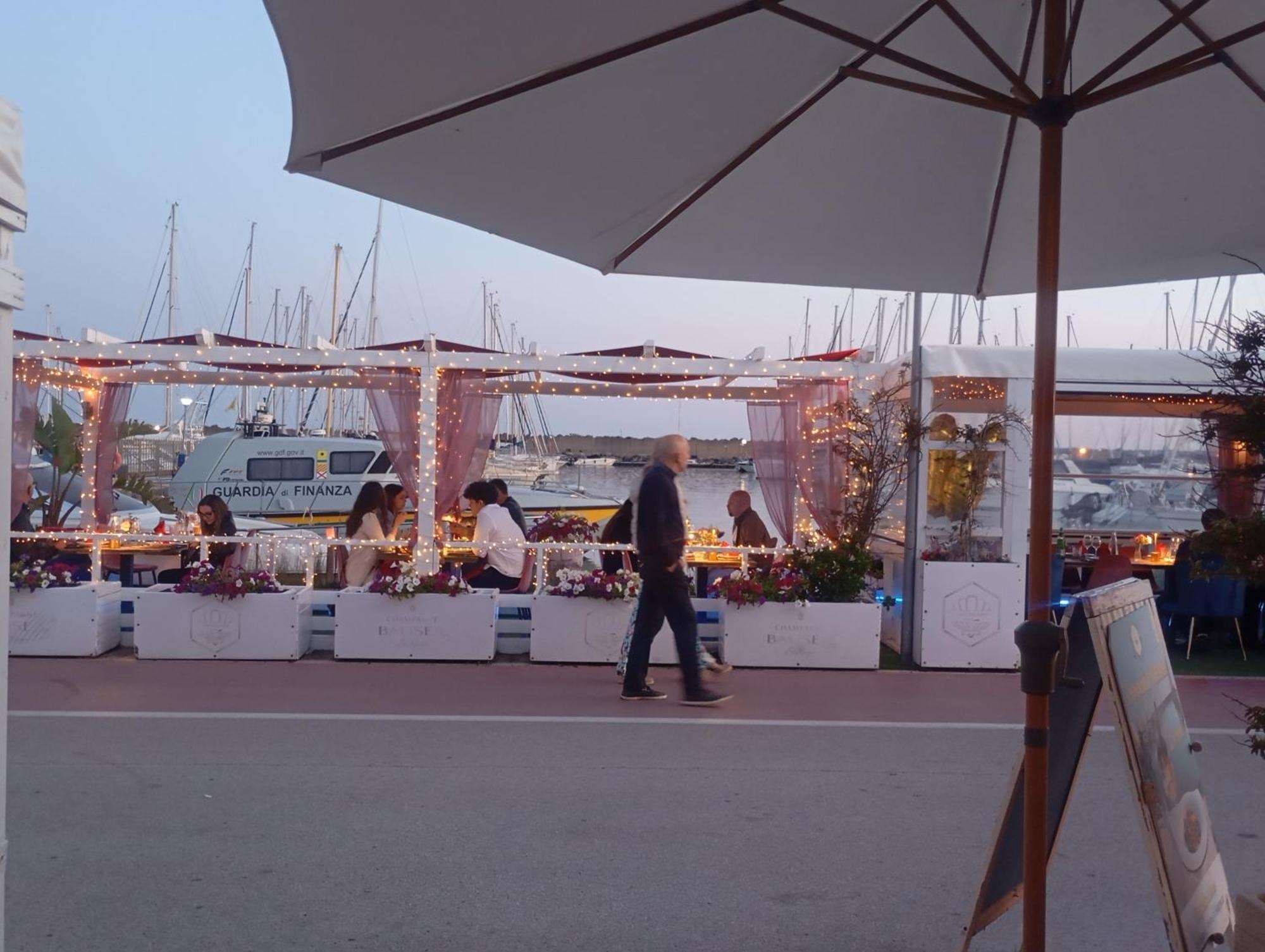 50 Mt Dal Mare Lido di Ostia